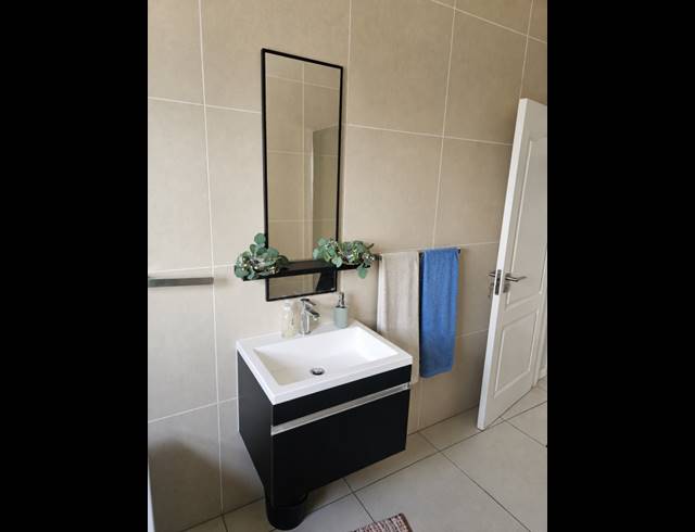 2 BEDROOM APARTMENT FOR SALE IN GREENSTONE HILL